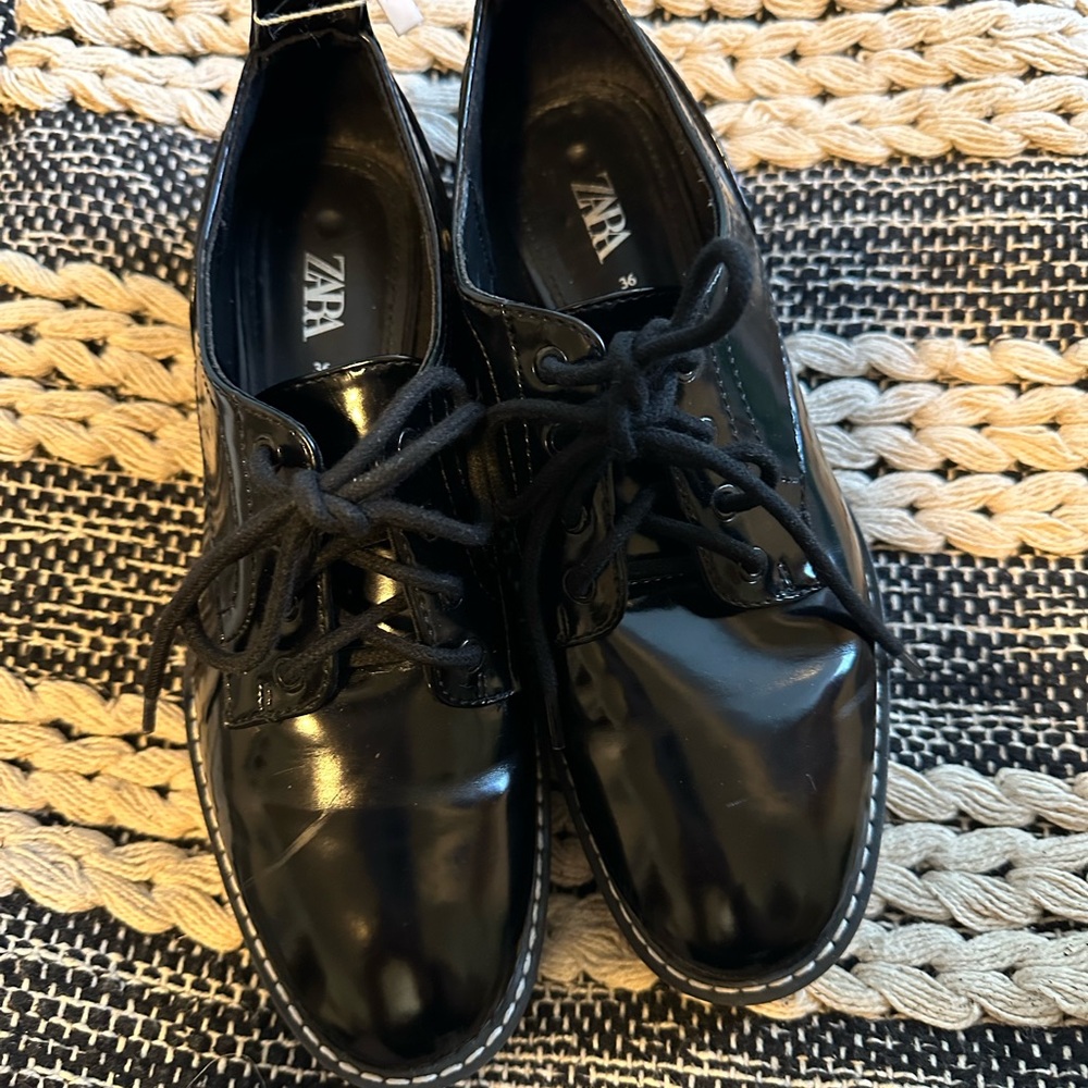 Zara Black Patent Leather Oxfords Sleek Chunky Loafers Shoes size 36